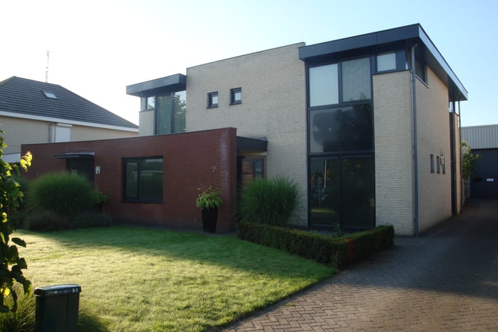 Photo of property Industrieweg 5C, Oost West en Middelbeers