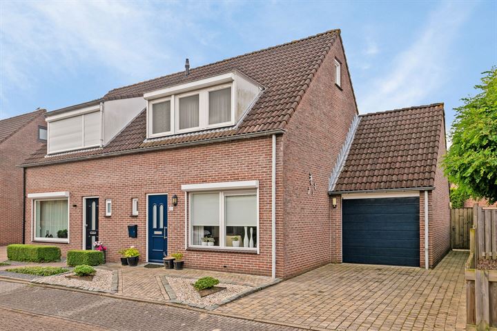 Inghelosenberghe 11 dans Sint Jansteen photo