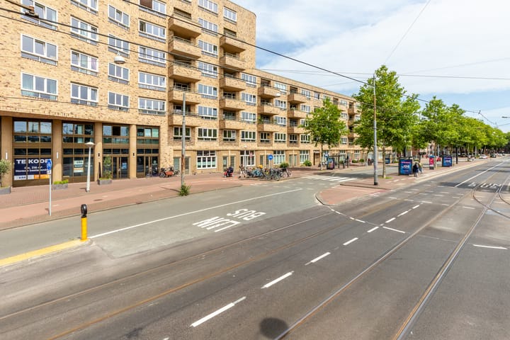 Insulindeweg 5B in Amsterdam foto