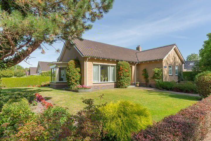 Ir.Lelylaan 154 en Wolvega foto