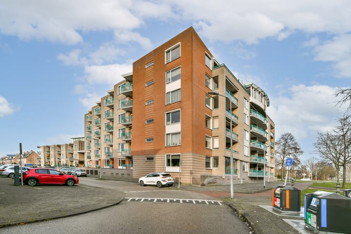 Irene Vorrinkstraat 7 en Hoofddorp foto