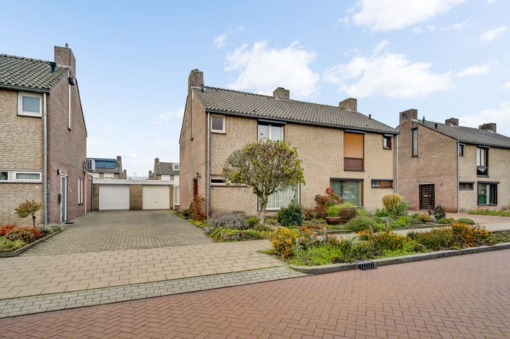 Photo of property Irenelaan 30, Weert