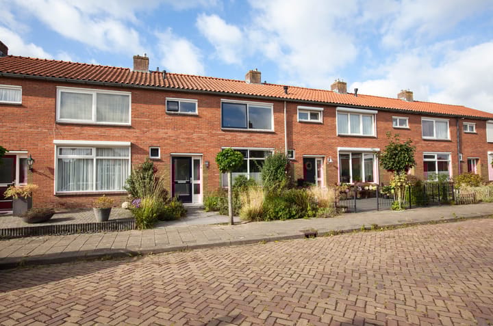 Irenestraat 43 in Groenlo photo