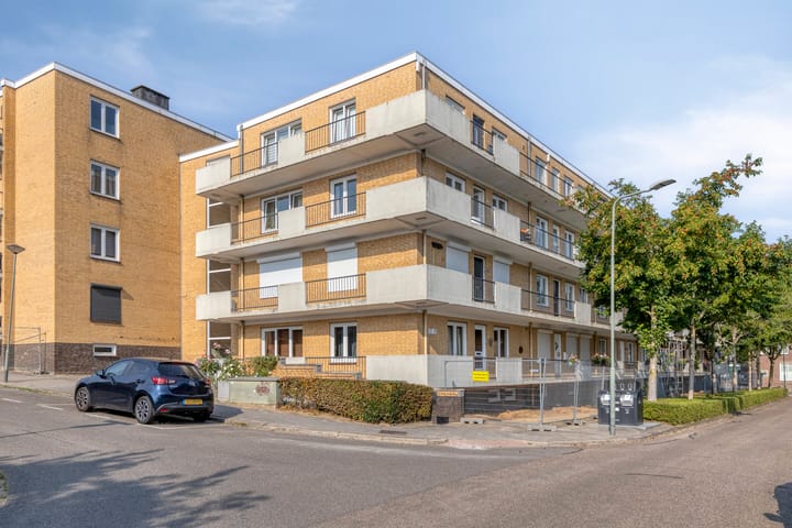 Irenestraat 46 en Beek foto