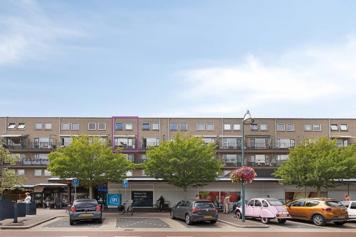 Irislaan 263 in Oegstgeest photo