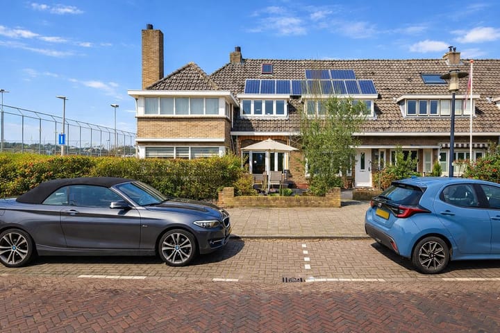 Irisplein 2 in Noordwijk