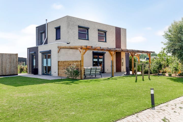 Isaac Newtonstraat 113 dans Almere photo