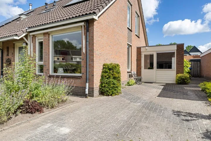Isaac van Ostadestraat 8 Nietap thumbnail 10