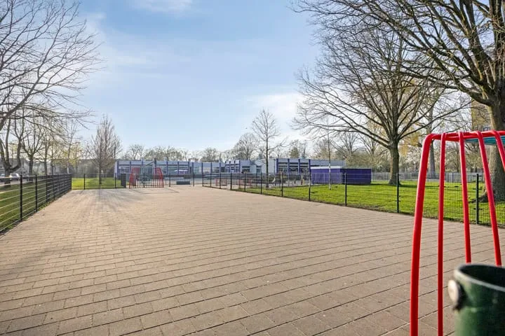 Isabelladonk 32 Roosendaal thumbnail 36