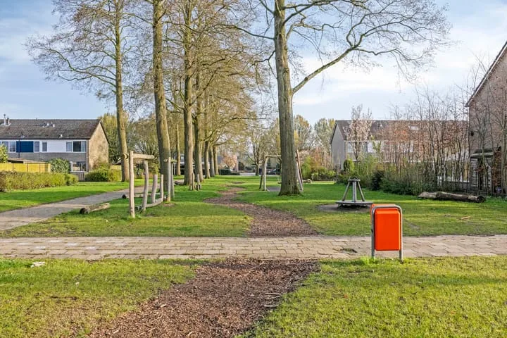 Isabelladonk 32 Roosendaal thumbnail 37