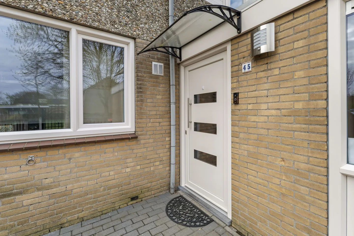 Isabelladonk 45 Roosendaal thumbnail 45
