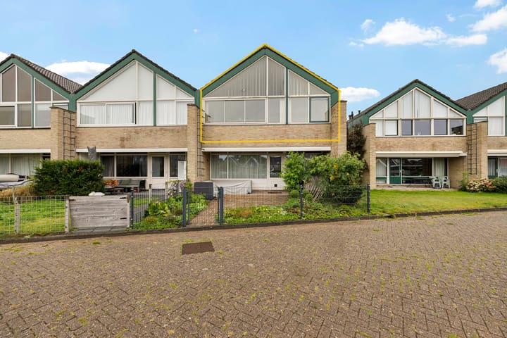 Photo of property It Eilân 32, Heeg