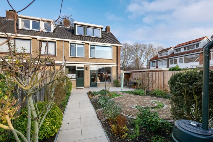 Photo of property J A Beyerinkstraat 81, Nieuwerkerk aan den IJssel