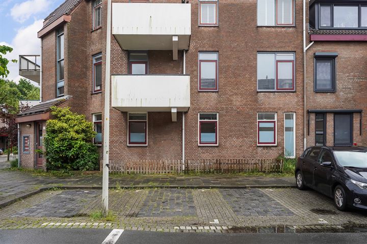 J.C. van der Lansstraat 1 in 's-Gravenhage Foto