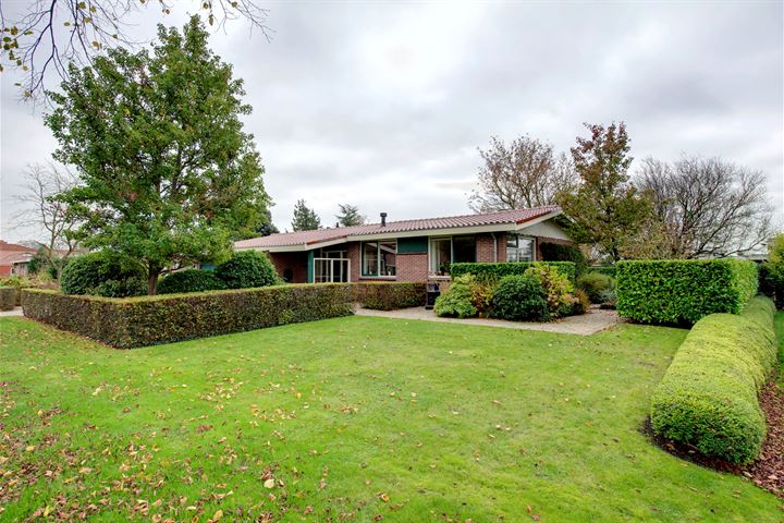 Photo of property J F Kennedylaan 5, Uithuizen