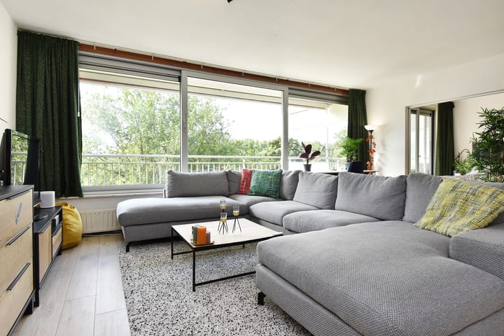 J.J. Slauerhofflaan 67 in Delft foto