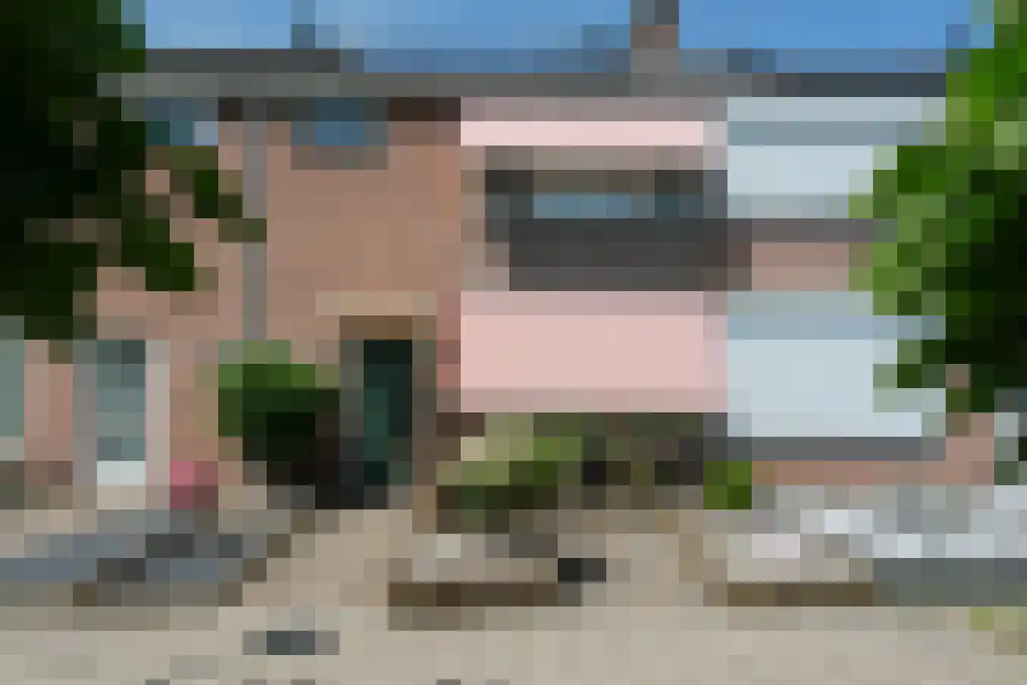 J.J. van Deinselaan 26 Almelo