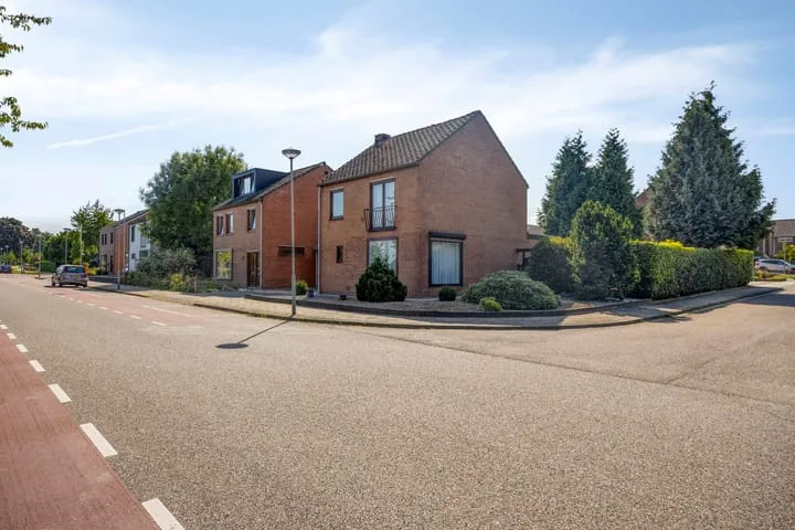 J.S. Bachstraat 36 Eijsden thumbnail 37