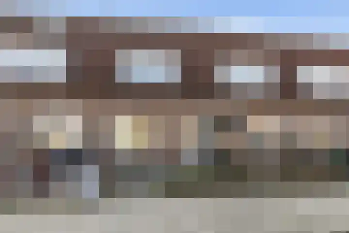 J van der Veenstraat 36 in Hoogeveen