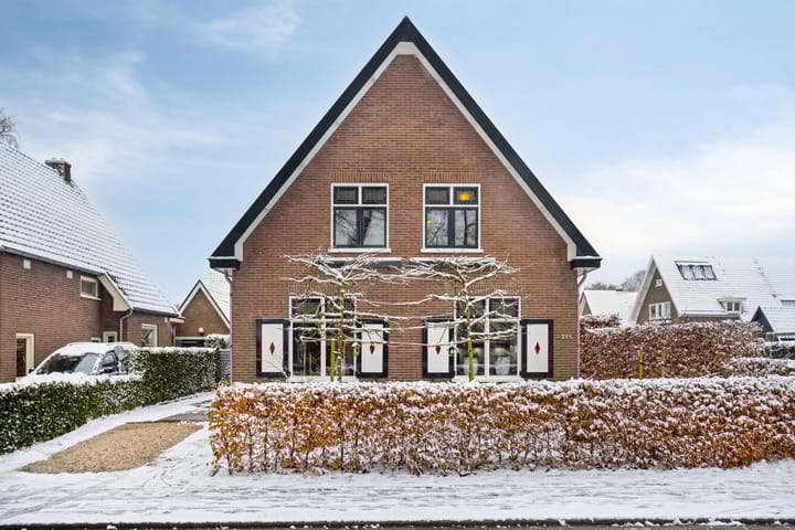 Jachtlaan 246 in Apeldoorn