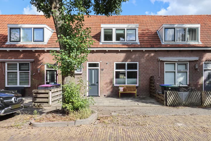 Jacob Binckesstraat 19 in Leeuwarden Foto