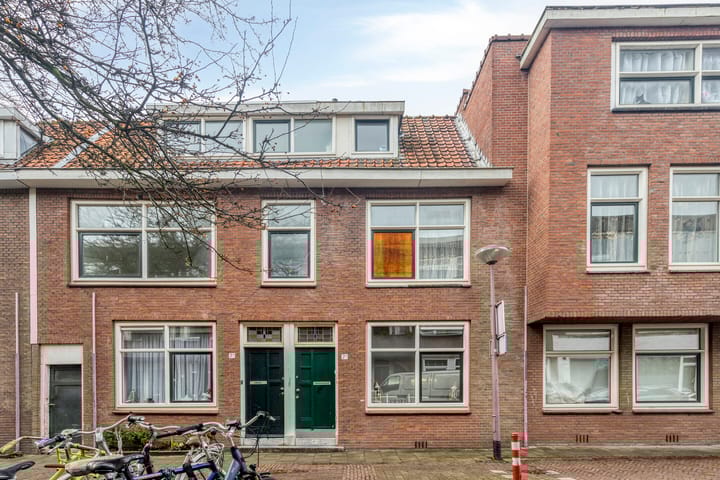 Jacob Marisstraat 7B in Schiedam Foto