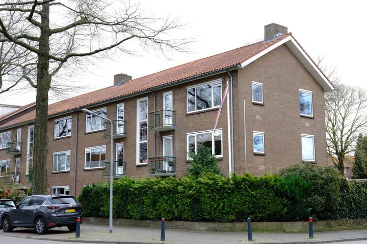 Jacob van Campenlaan 145 dans Hilversum photo
