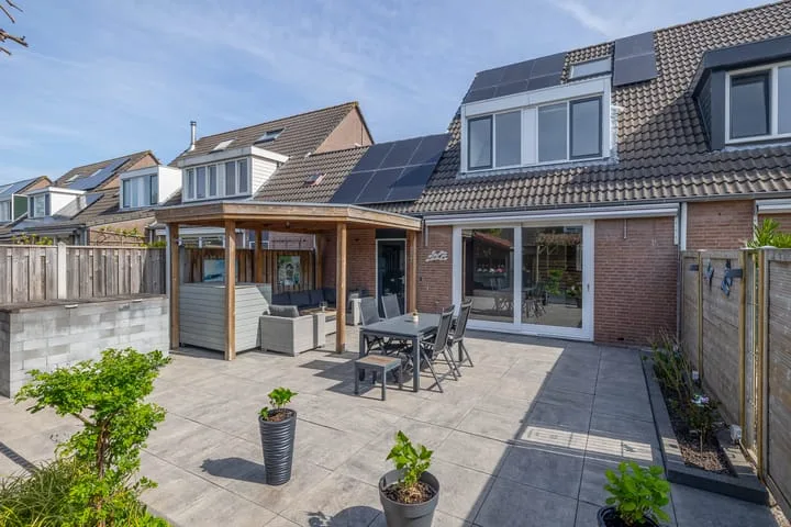 Jacob van Heemskerkstraat 18 Hellevoetsluis foto 3