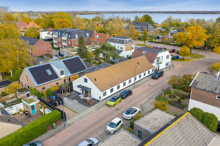 Jacob van Ruysdaelstraat 2 in Nederhorst den Berg Foto