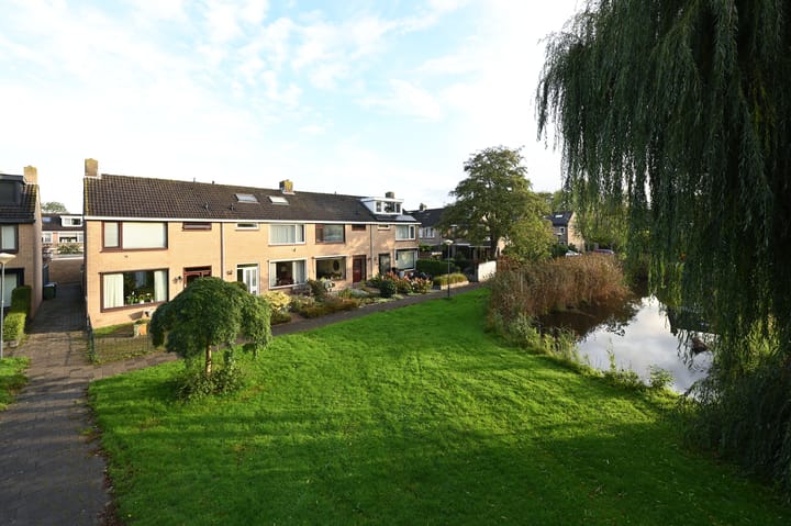 Jacob van Ruysdaelstraat 8 in Nederhorst den Berg Foto