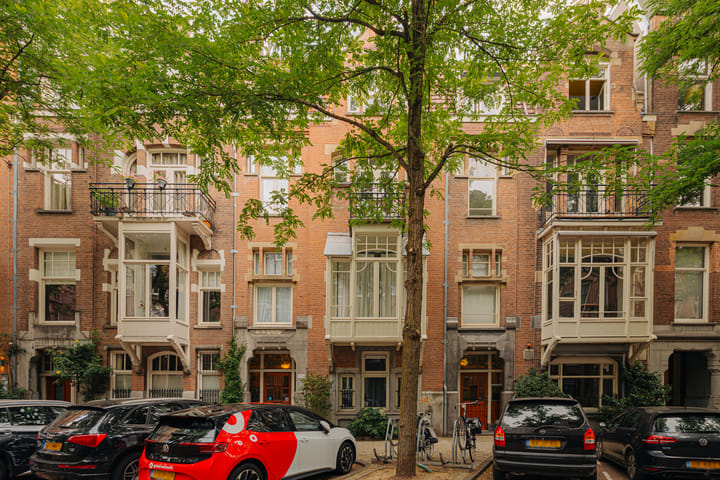 Jan Luijkenstraat 70C in Amsterdam foto