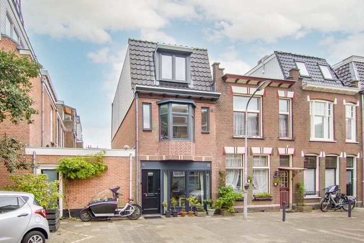 Jan Nieuwenhuijzenstraat 32 in Haarlem