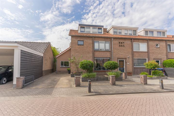 Jan Pieterszoon Coenstraat 1 dans Bunschoten-Spakenburg photo