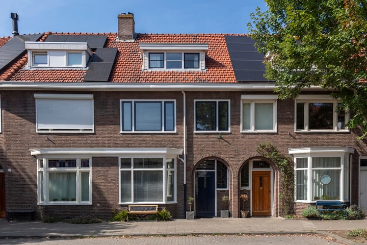 Jan Pieterszoon Coenstraat 47 in Tilburg Foto