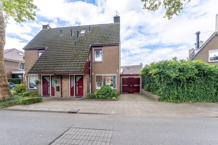 Jan ter Gouwweg 135 in Naarden Foto