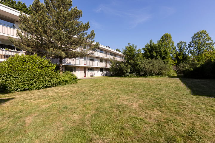 Jan Th. Tooroplaan 77 in Ede photo