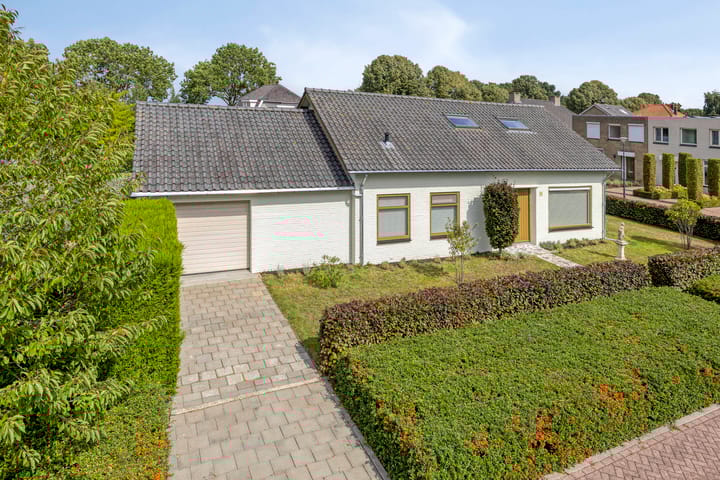 Jan van Daalstraat 32 in Beers NB Foto