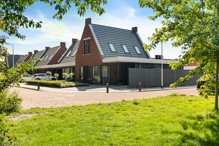 Jan van de Cappelle 28 in Creil foto