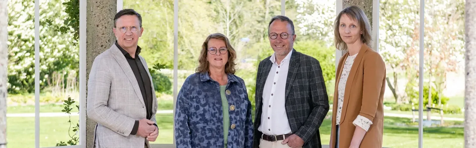 Team foto van Jan van den Berg Makelaardij & Hypotheken