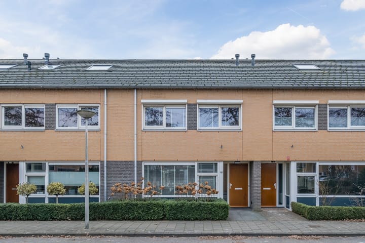 Jan van Eyckgracht 128 in Eindhoven