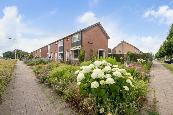 Jan van Kleefstraat 10 in Lobith Foto