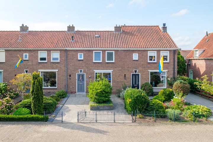 Jan van Nassaustraat 22 en Genemuiden foto