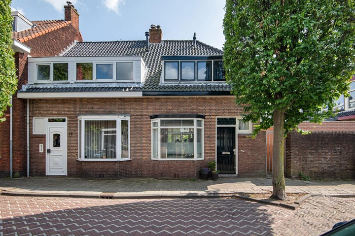 Jan van Walréstraat 10 in Haarlem photo