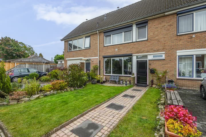 Jan Vermeerstraat 17 in Haaksbergen foto