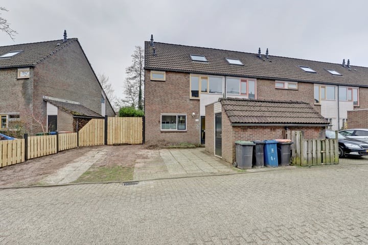 Jaromirgaarde 204 in Apeldoorn Foto