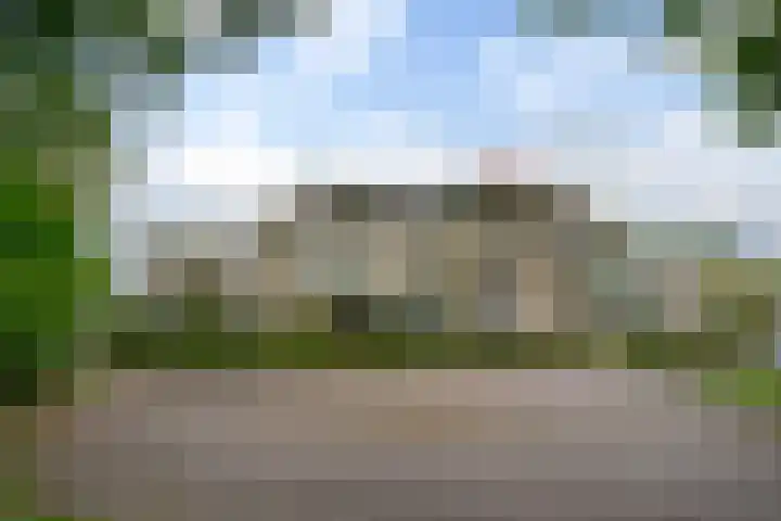 Jasmijnlaan 12 in Roden