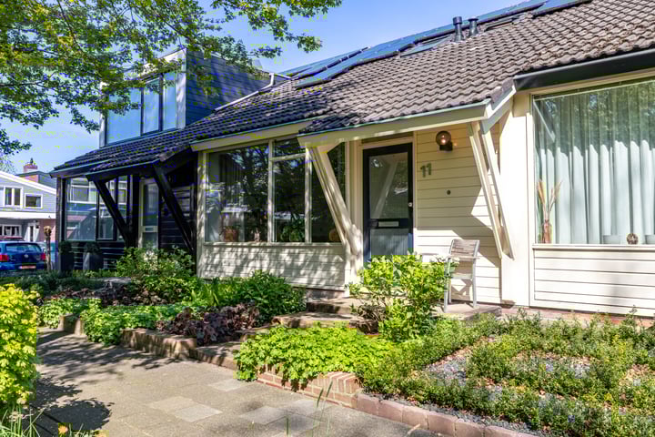 Jasmijnstraat 11 en Winsum foto