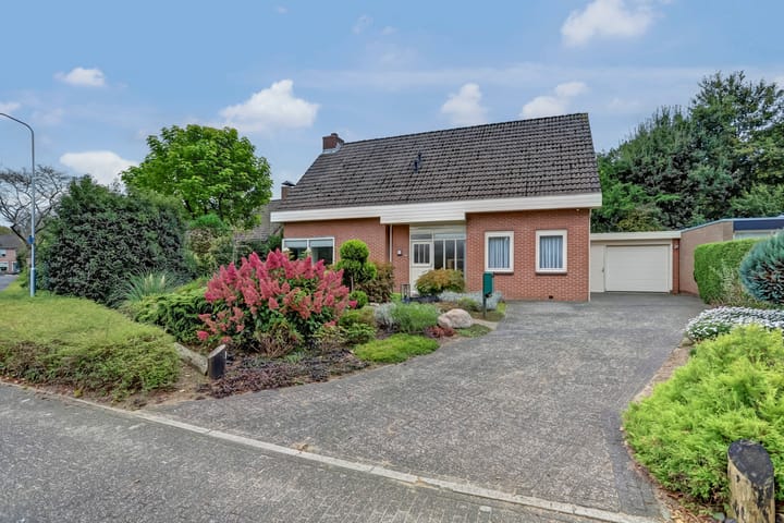 Jasmijnweg 90 in Ermelo foto