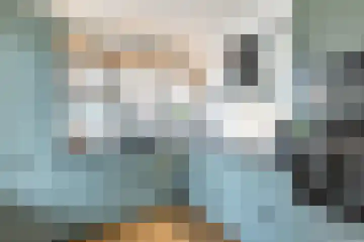 Jenneke E. Bijlhof 15 Waarder thumbnail 16