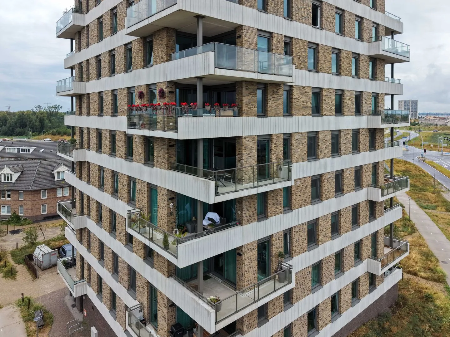 Jesse Owenspad 36 Almere thumbnail 45